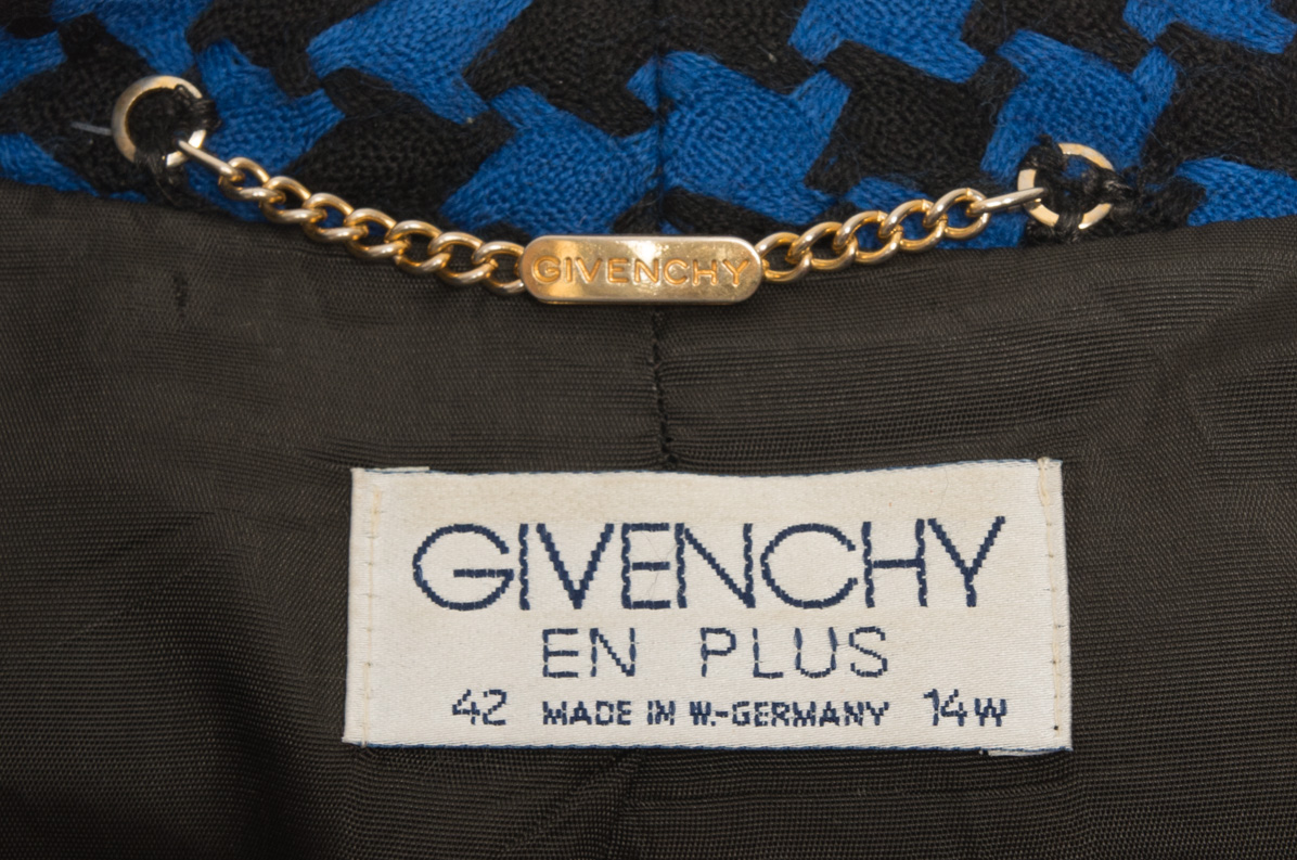 Givenchy En Plus 42 XL coat - Vintage Store