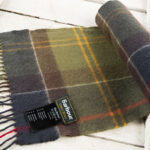 Szal Barbour Classic Tartan kaszmirowy