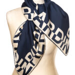 Apaszka jedwabna Pierre Cardin Paris