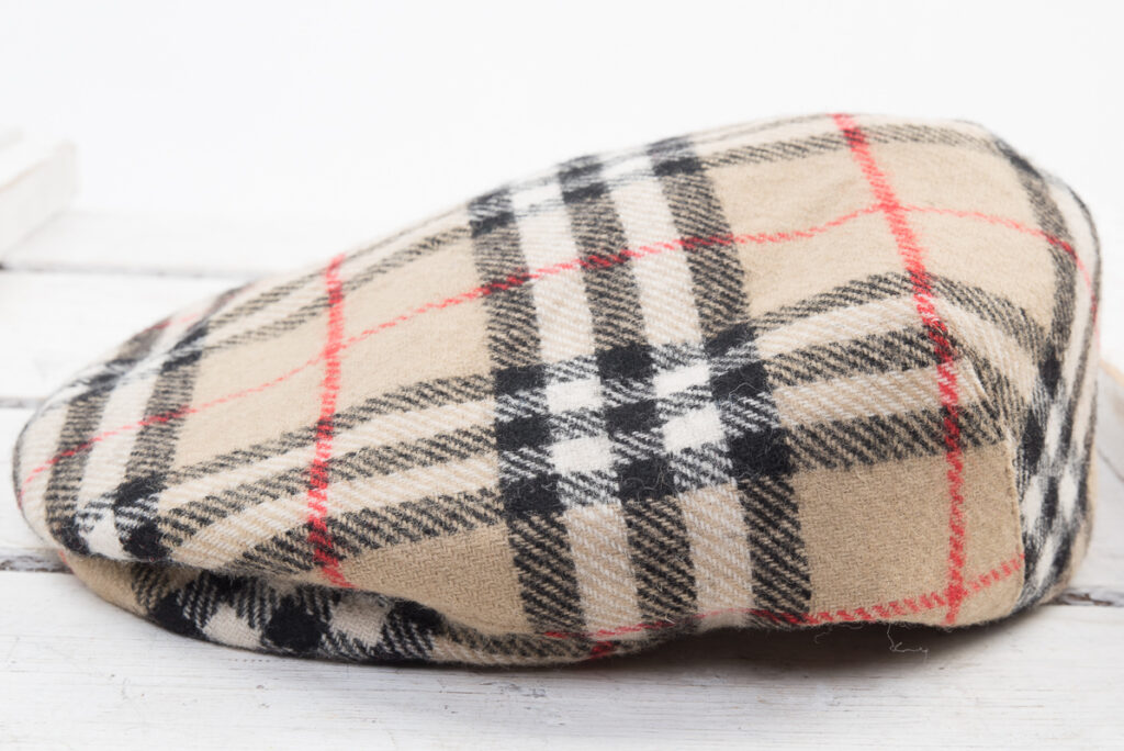 Burberry Wool Cap S XS unisex Vintage Store