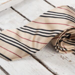 Krawat jedwabny Burberry London Nova Check vintage