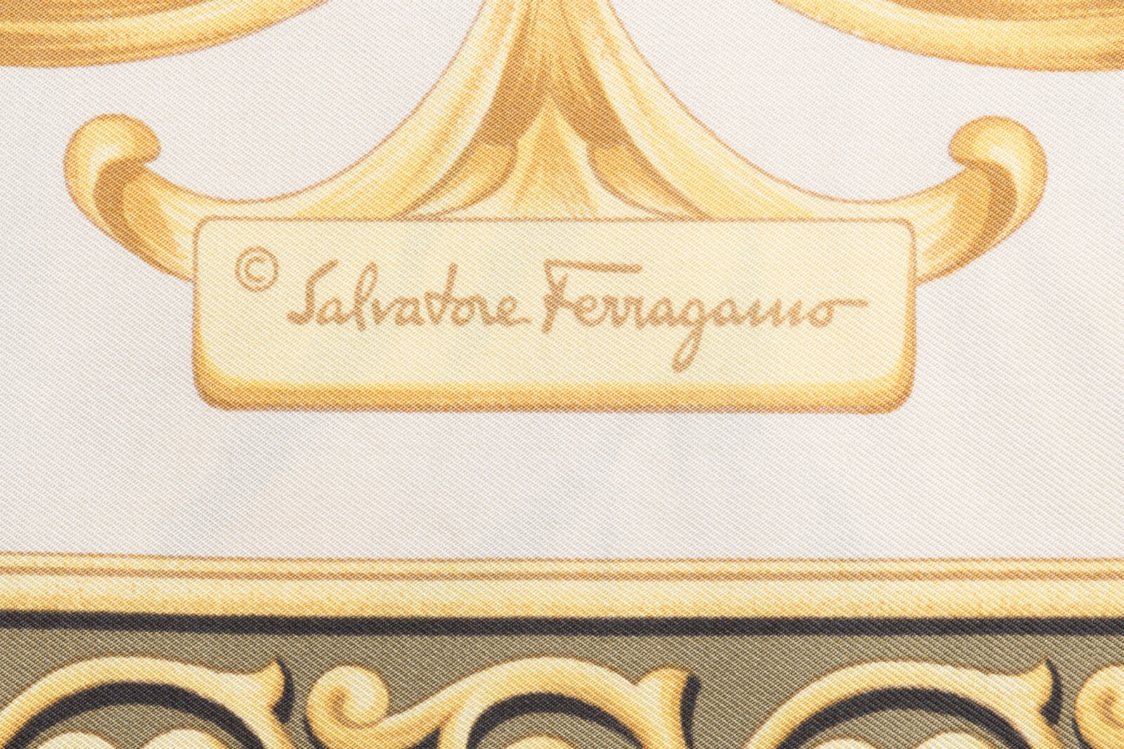 Apaszka jedwabna Salvatore Ferragamo